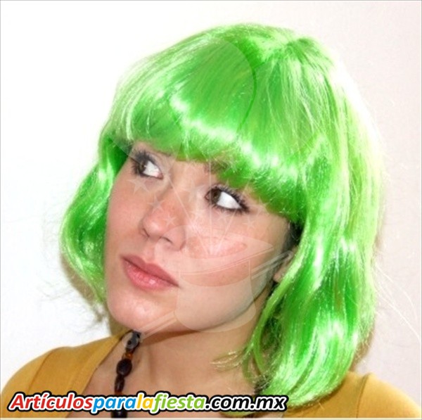PELUCA CORTA VERDE LIMON