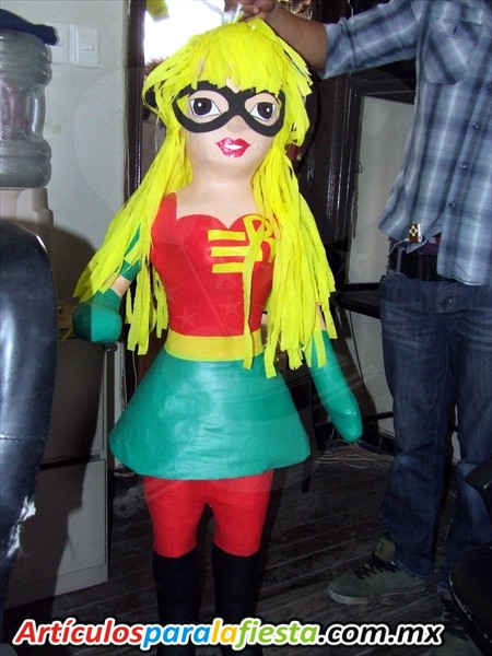 PIÑATA FIGURA ROBIN MUJER