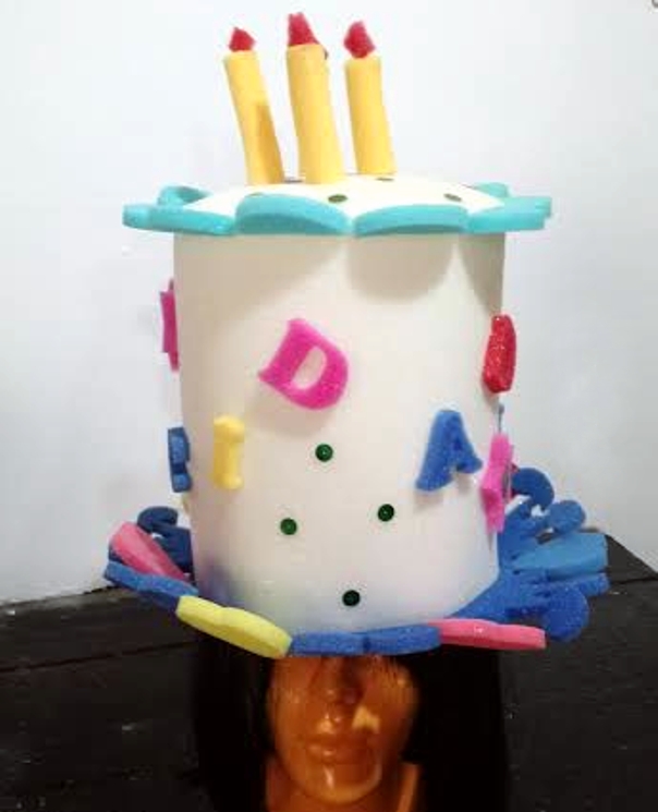 SOMBRERO PARA BATUCADA CON FORMA DE PASTEL